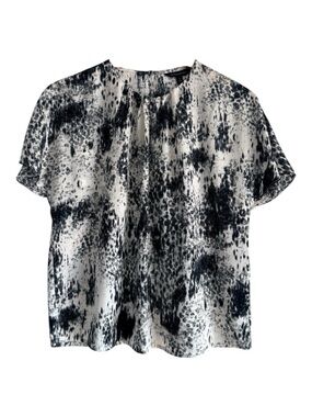NEW Banana Republic Abstract Monochrome Flutter Sleeve Blouse Pearl Black